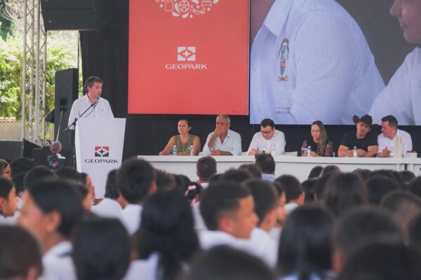 Proyectos de gestión socioambiental de GeoPark en Casanare durante el primer semestre de 2026, incluyendo soluciones fotovoltaicas, infraestructura y educación rural.
